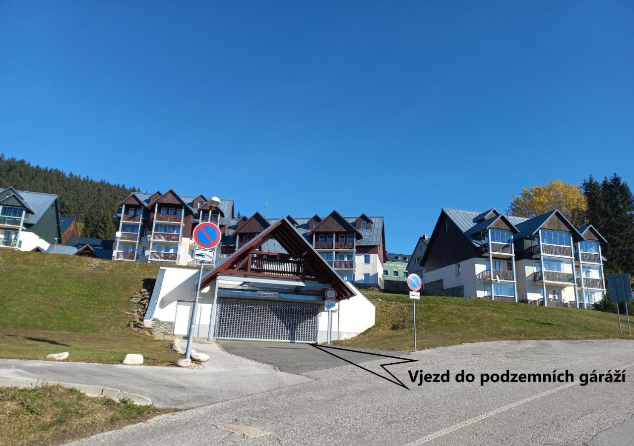 Horni Misecky Apartman E25 U Sjezdovky, Max 6 Osob 外观 照片