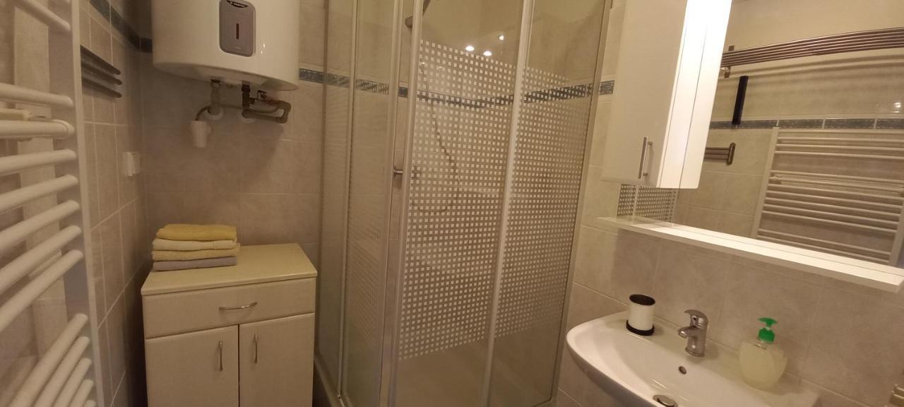 Horni Misecky Apartman E25 U Sjezdovky, Max 6 Osob 外观 照片